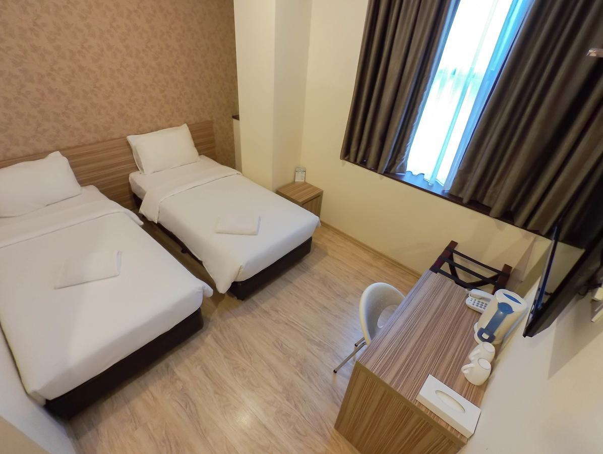Baguss City Hotel Johor Bahru Esterno foto